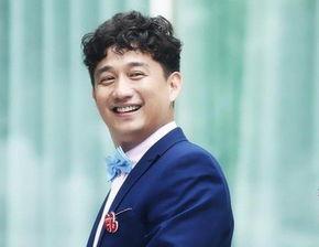 娱乐君吃瓜黄磊是谁呀视频,黄磊在“娱乐君吃瓜”视频中引发热议